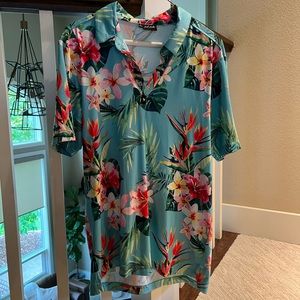 Bad Birdie Polo - Large - Only worn a few times